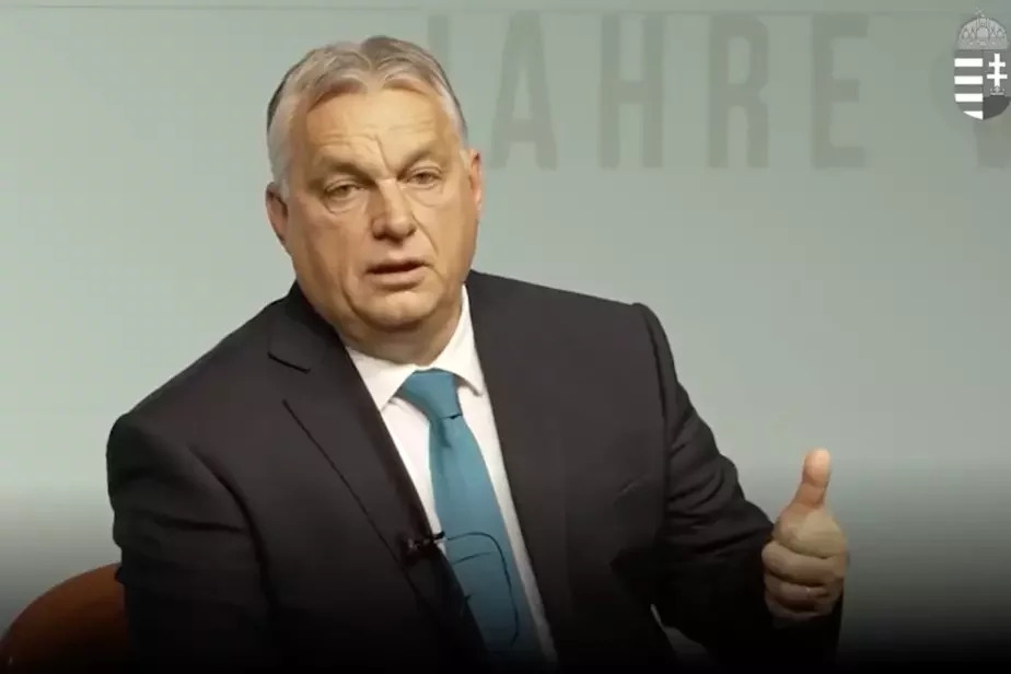 Виктор Орбан. Скрин видео из X на странице Золтана Ковача