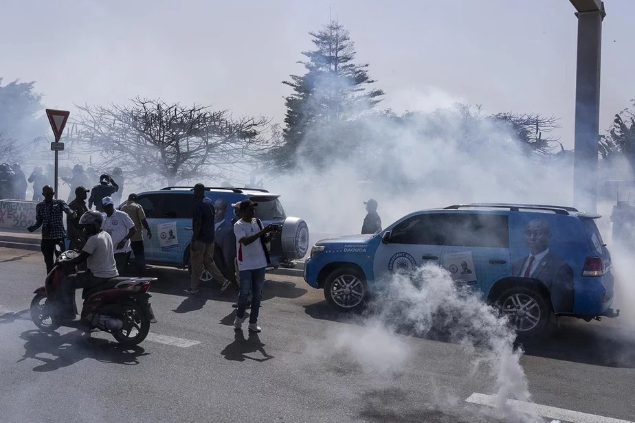 Протесты в Дакаре. Фото: Stefan Kleinowitz / AP