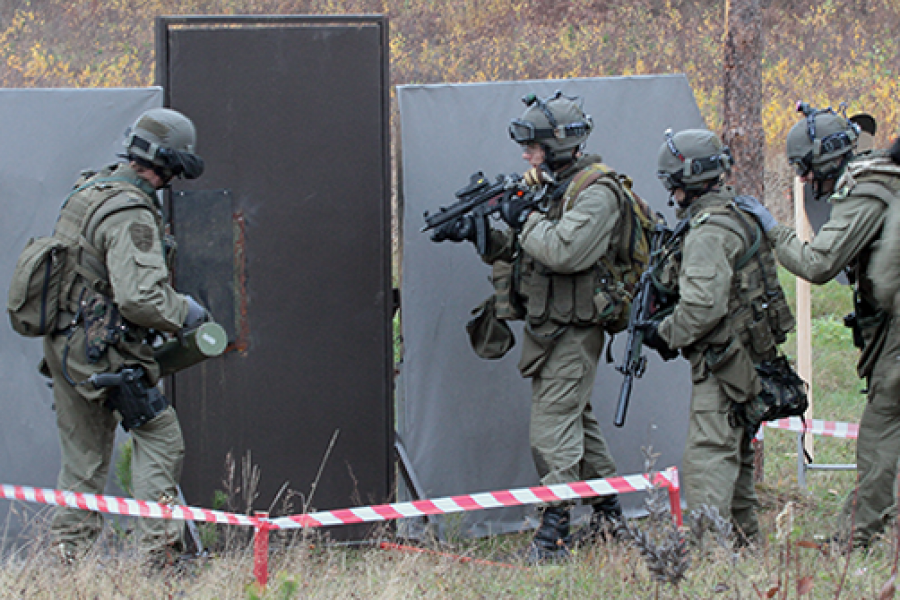 Альфа беларусь. Спецназ КГБ РБ. Альфа спецназ Белоруссии. Альфа спецназ ФСБ Беларусь. КГБ Альфа Беларусь.