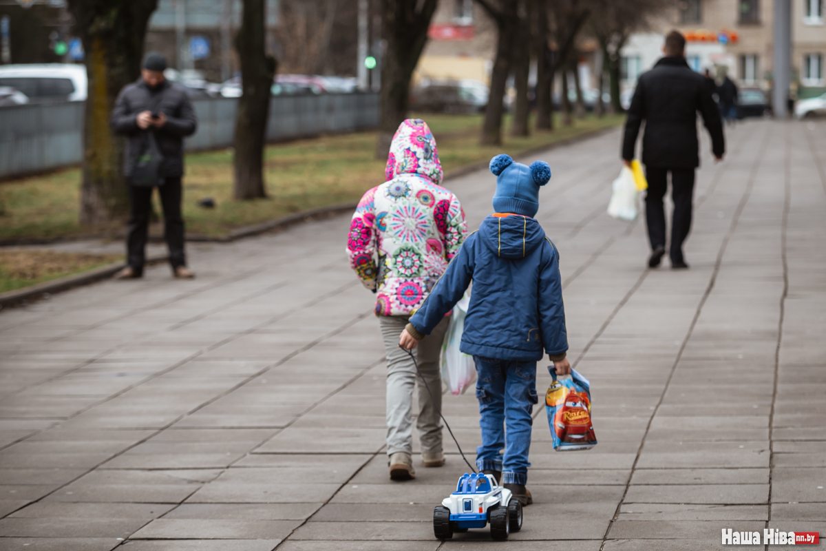 Развод родителей оказывает длительный негативный эффект на уровень жизни  детей — ученые