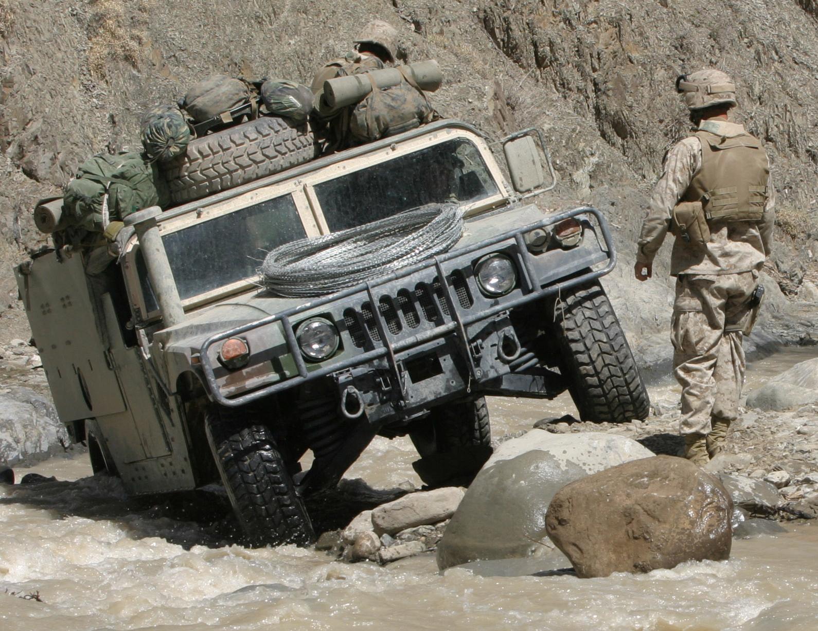 Новая машина заменит знаменитые военные джипы Humvee