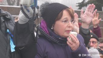 Оксана Дмитриева на акции протеста