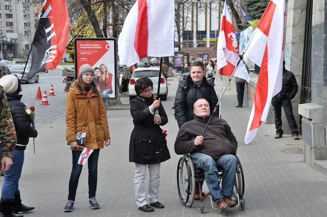 День Воли в Киеве: в столице Украины прошла акция солидарности с белорусскими политзаключенными 03