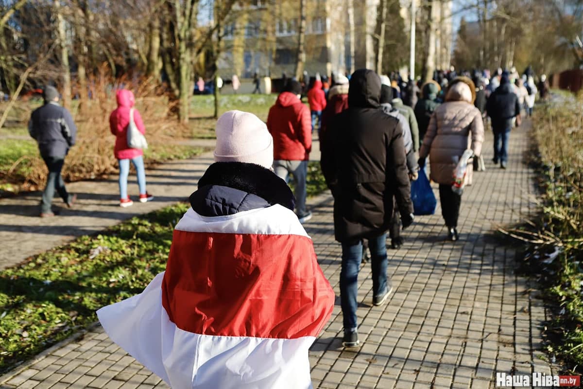 В микрорайонах сегодня проходят Марши воли ОНЛАЙН