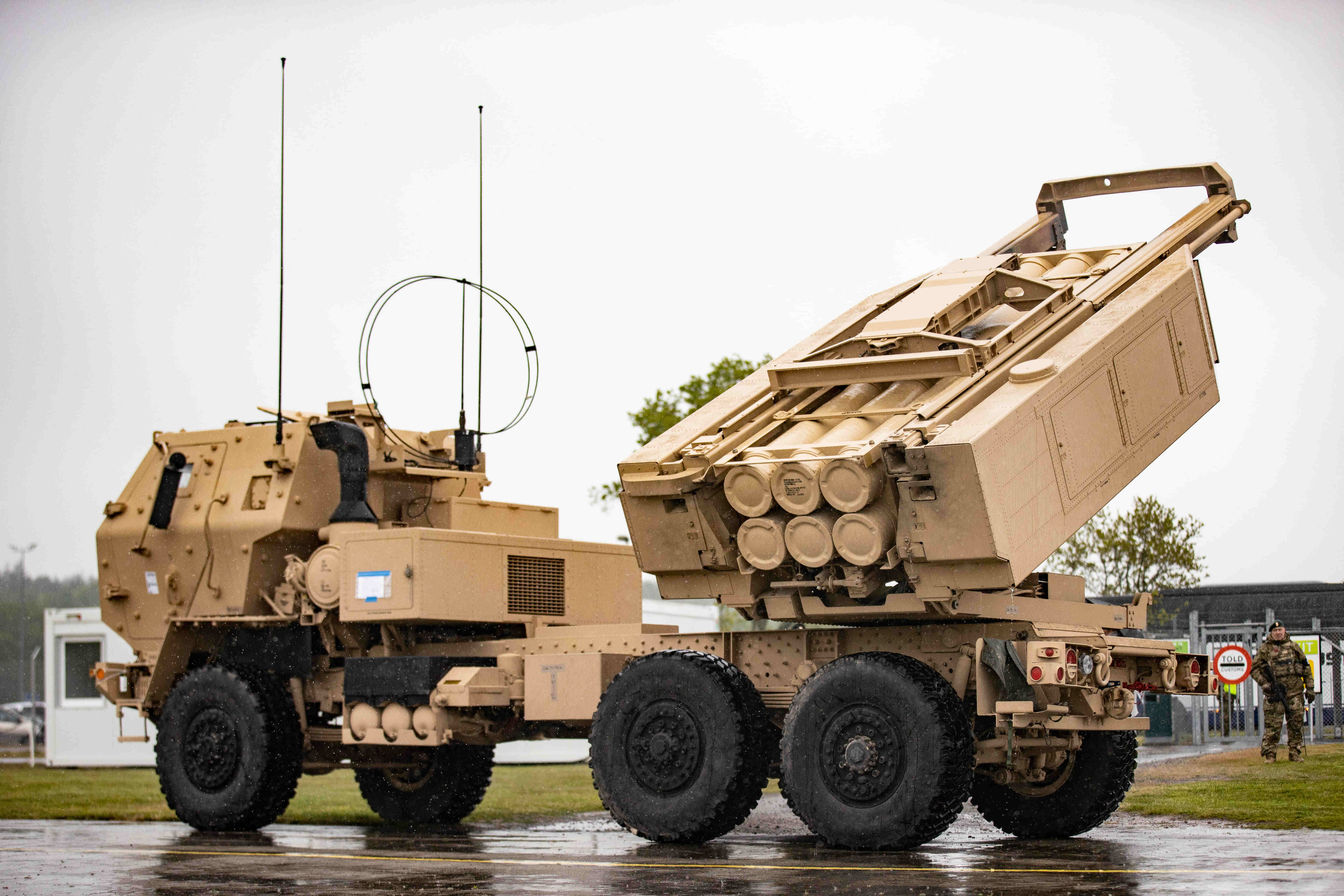 Американцы дают Украине еще четыре HIMARS и 500 дронов-камикадзе