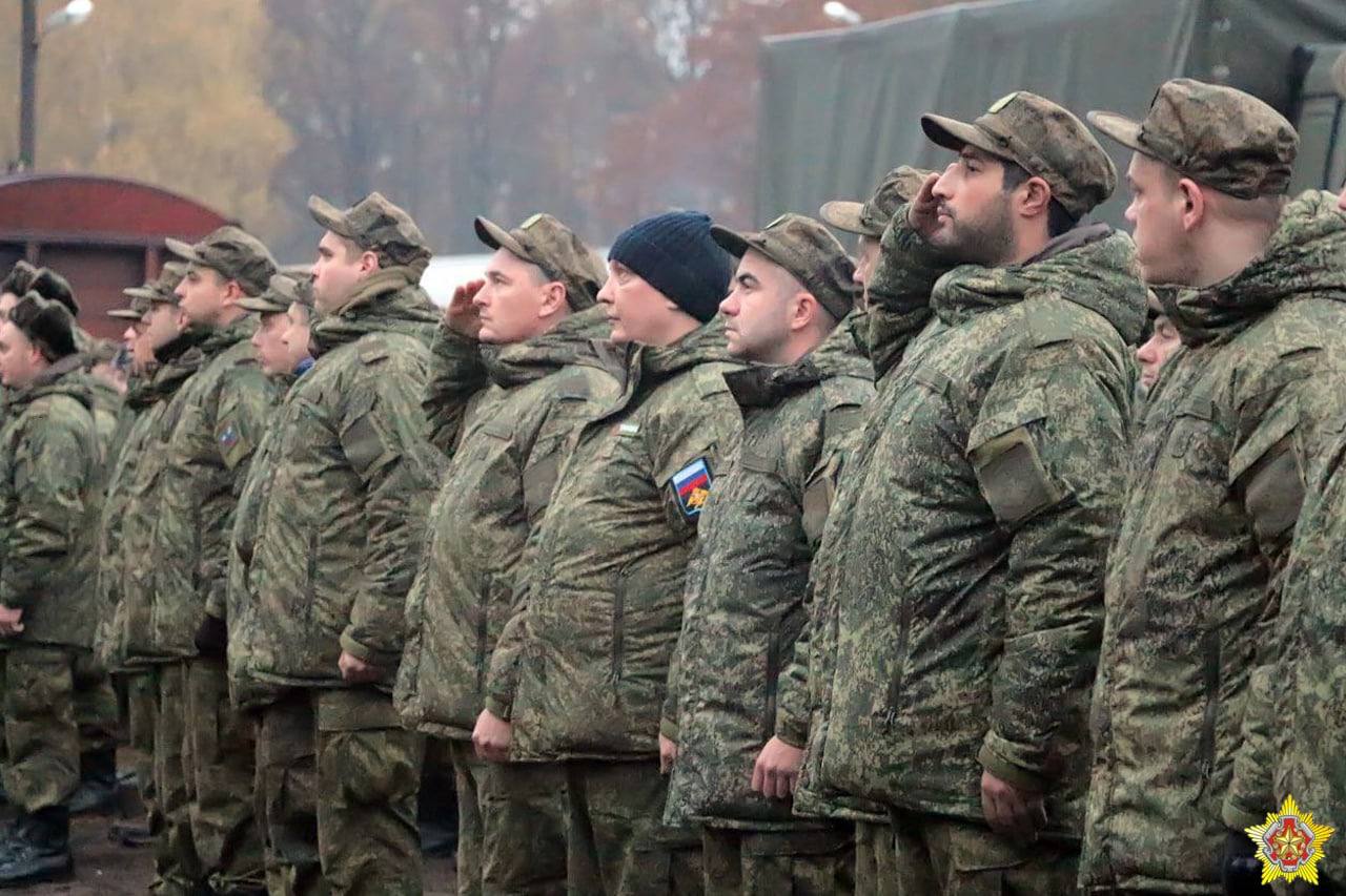 Белоруссия русские войска. Российский солдат. Армия. Белорусские военные. Российские военные.