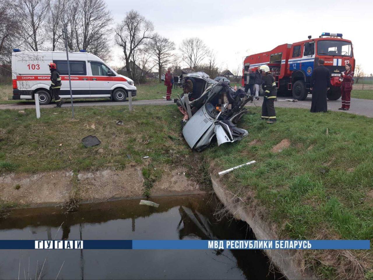 Два человека погибли в ДТП под Жабинкой, вместо машины — куча металлолома