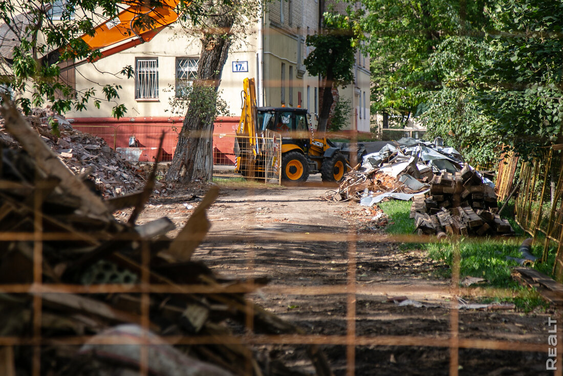 В атмосферном уголке Минска сносят старую застройку