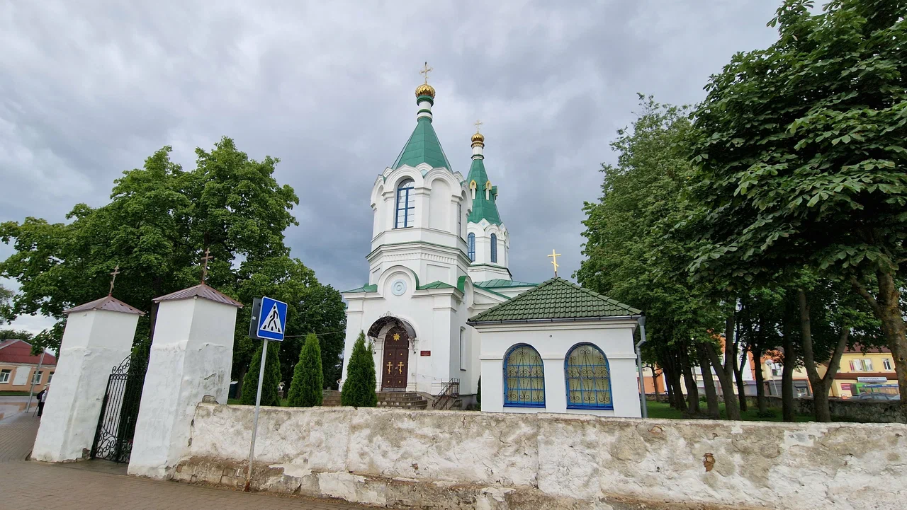 Психушка, муравьевки, пирамида. В Беларуси появились новые памятники  архитектуры