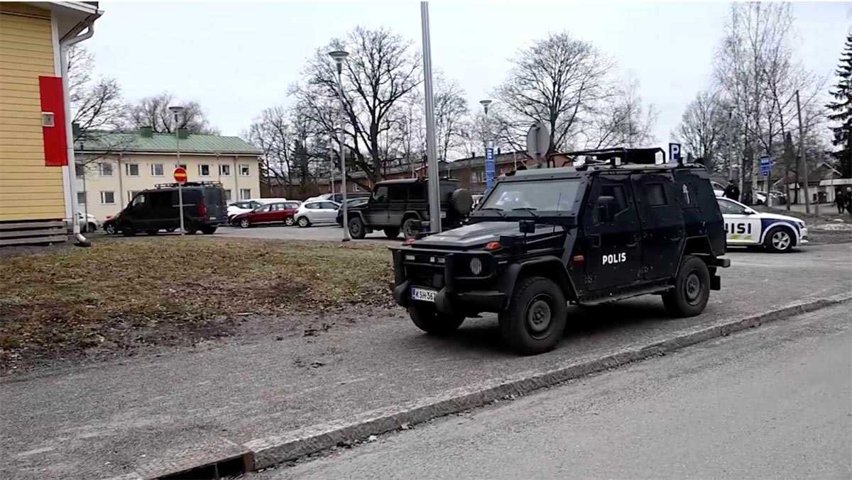 Стрельба в школе в Финляндии: один школьник погиб, двое получили ранения.  Стрелку — 13 лет