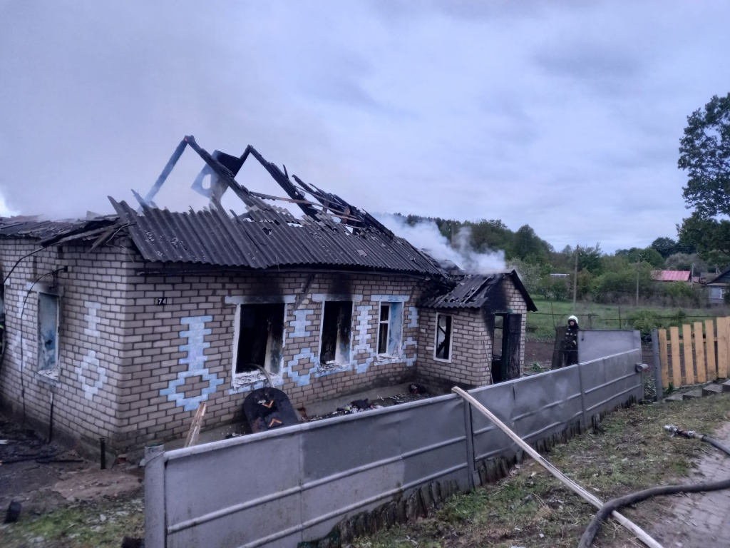 Четыре человека погибли на пожаре в Мстиславле — семья и их гости